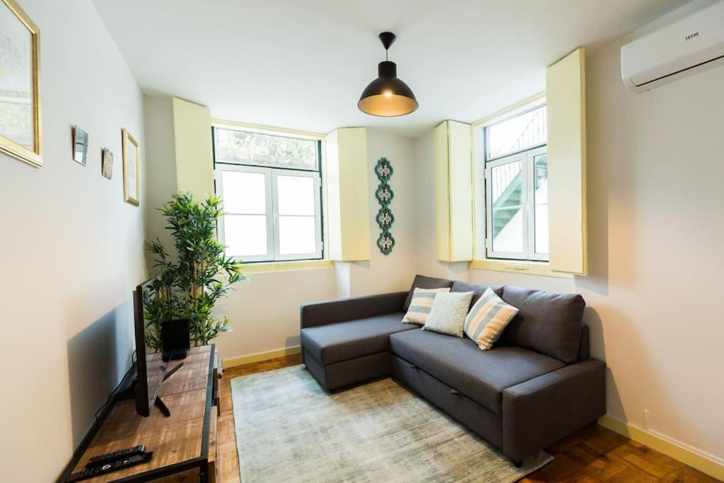 Ola Lisbon - Rato II Apartment Exterior photo